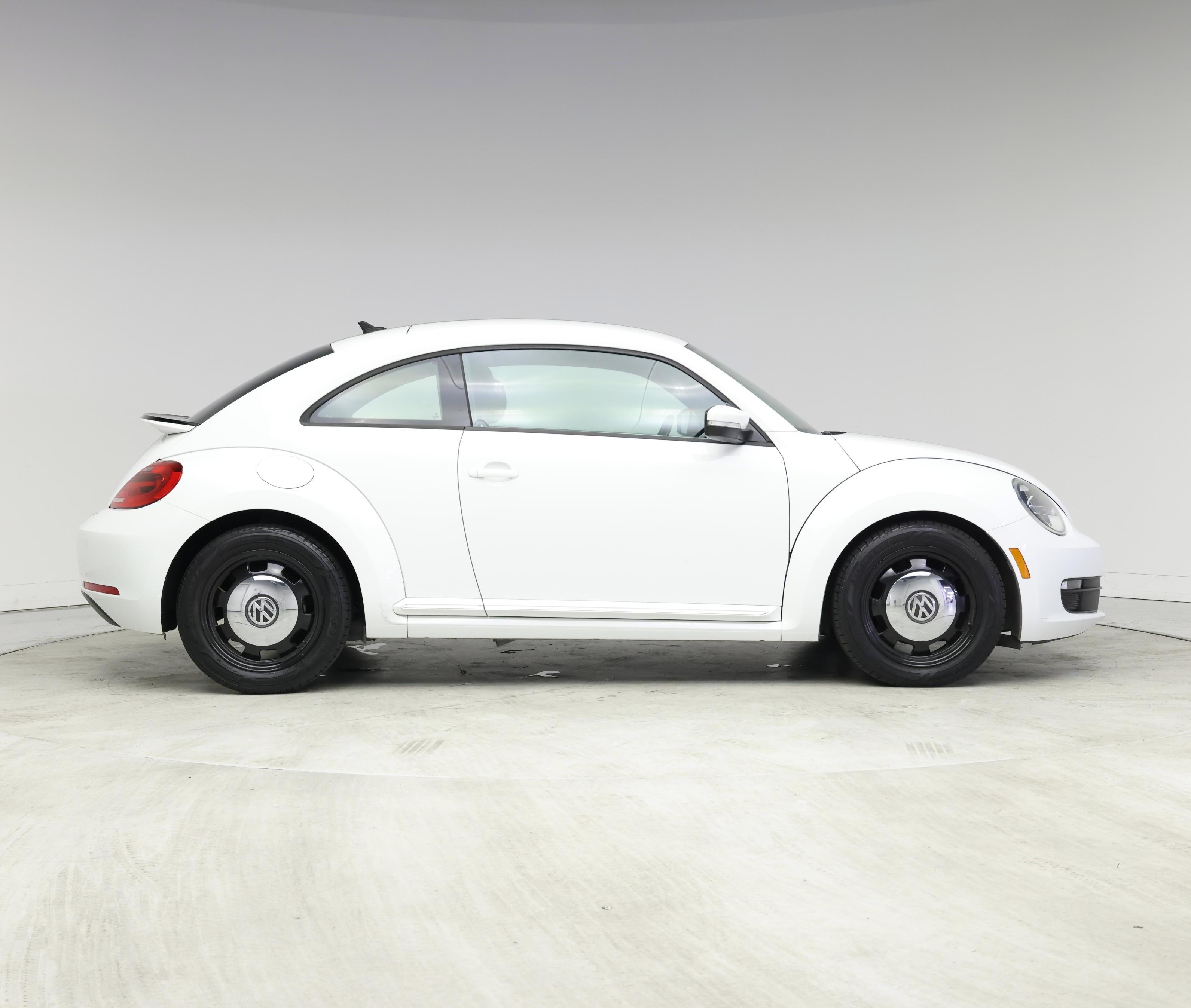 Thumbnail: 2016 Volkswagen Beetle - 7