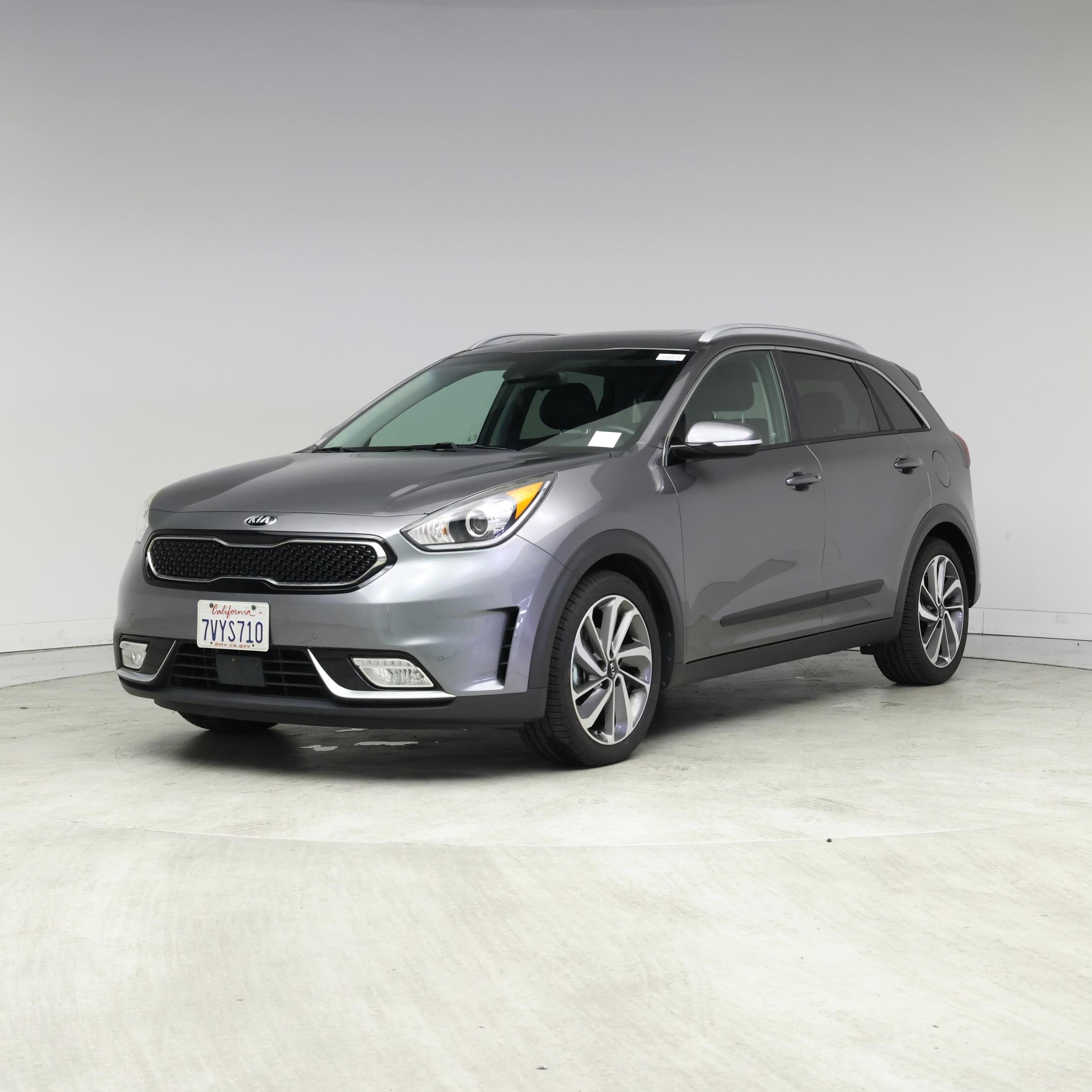 Thumbnail: 2017 Kia Niro - 4
