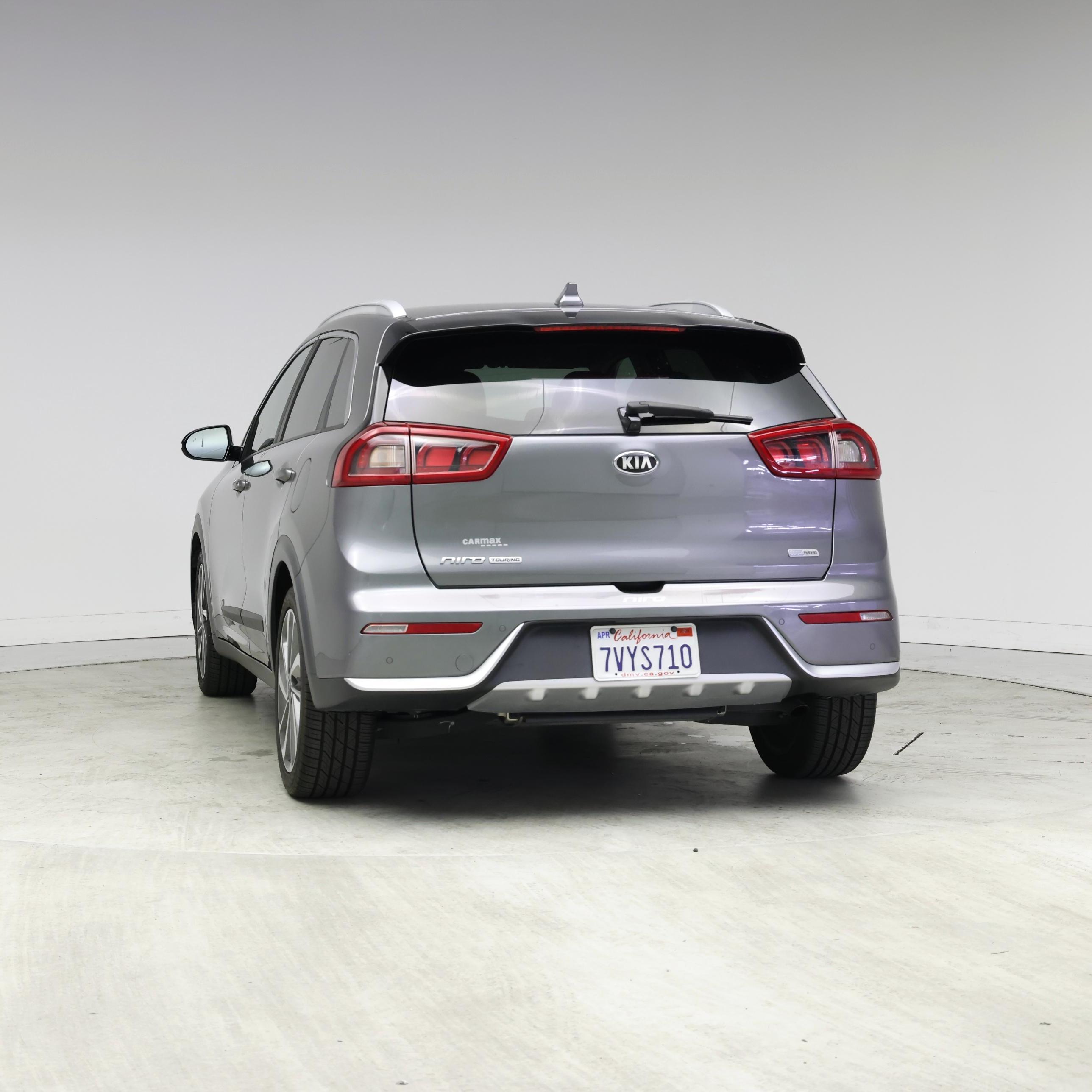 Thumbnail: 2017 Kia Niro - 6