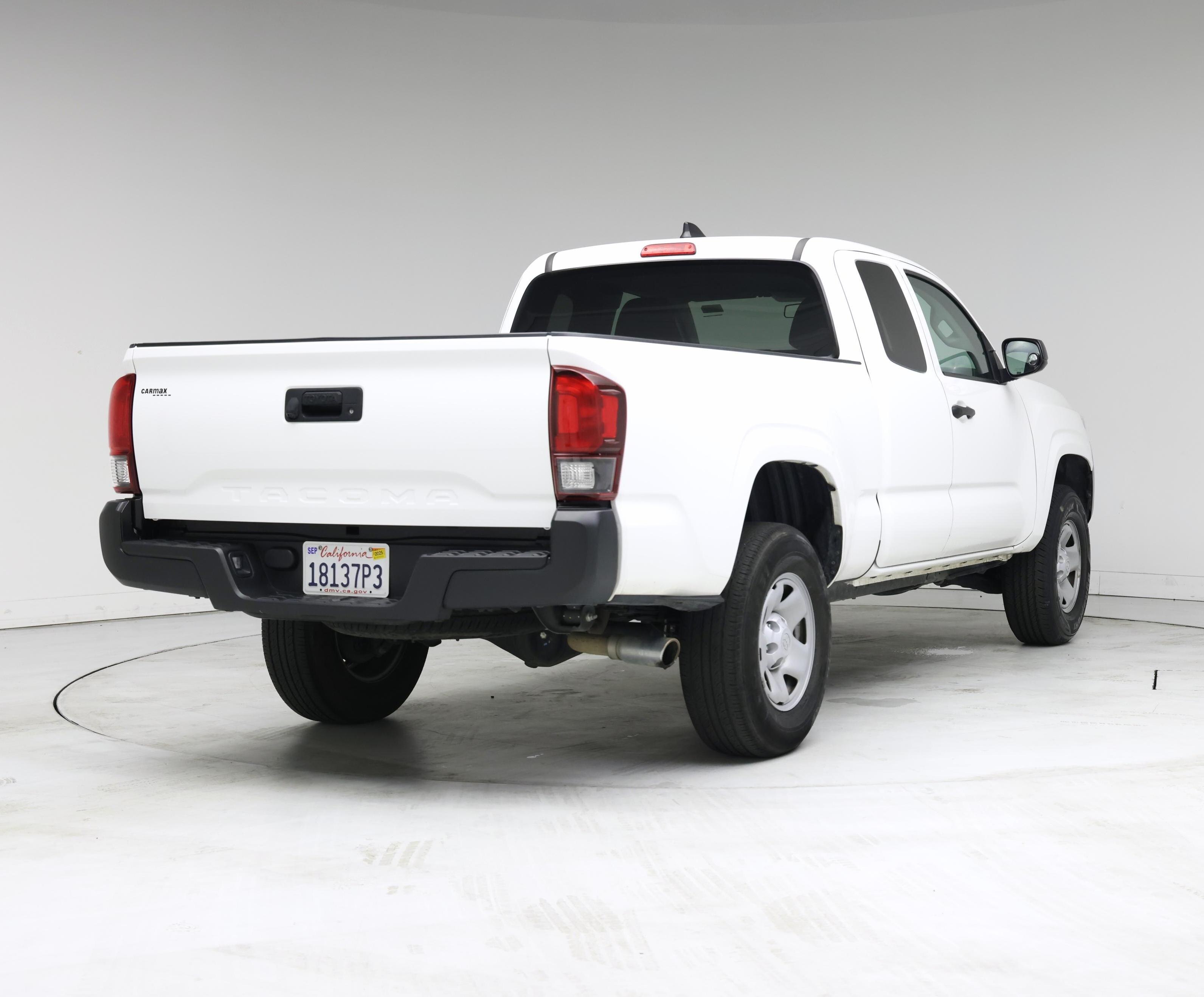 Thumbnail: 2022 Toyota Tacoma - 8