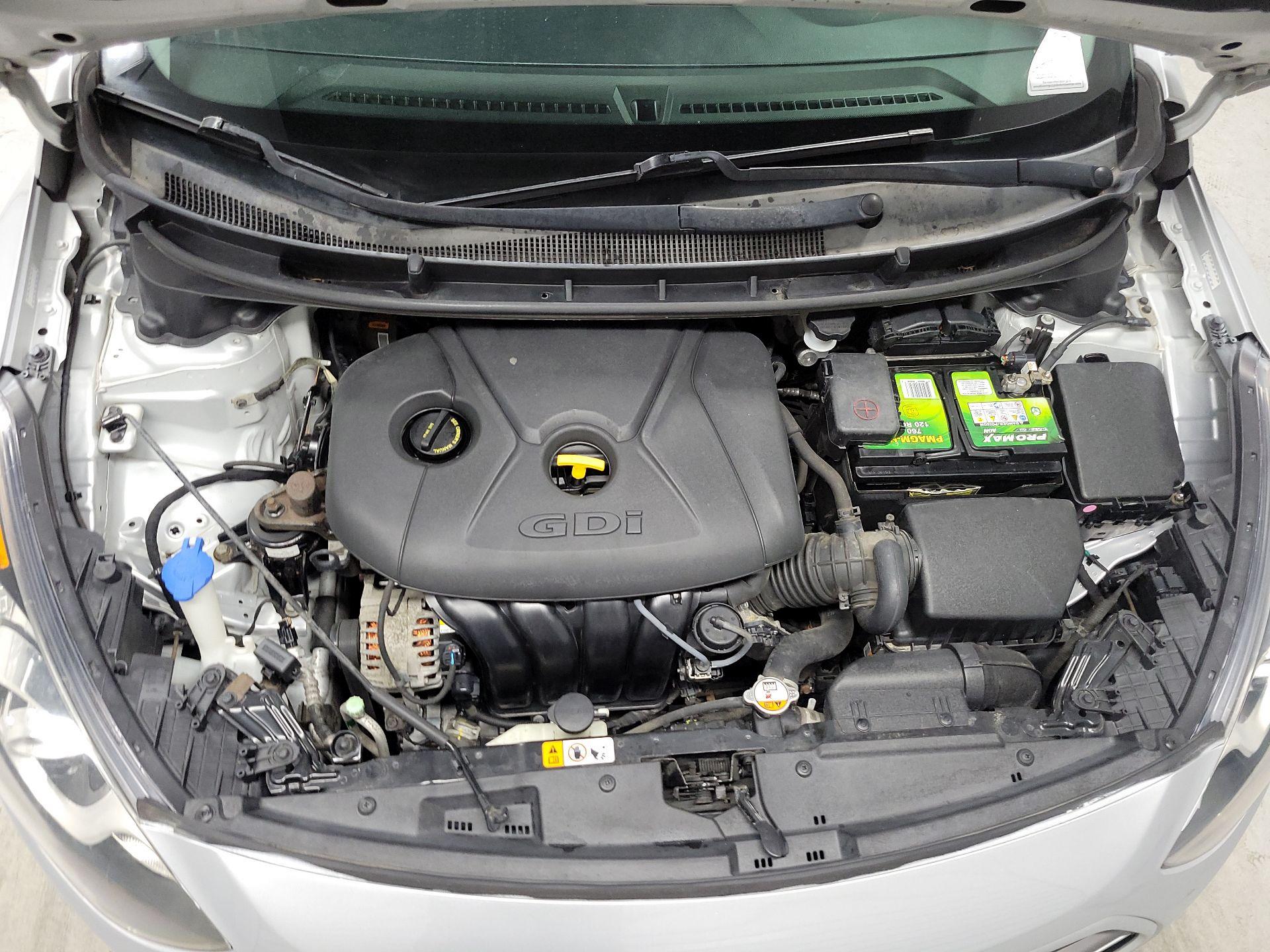 Thumbnail: 2016 Hyundai Elantra - 18