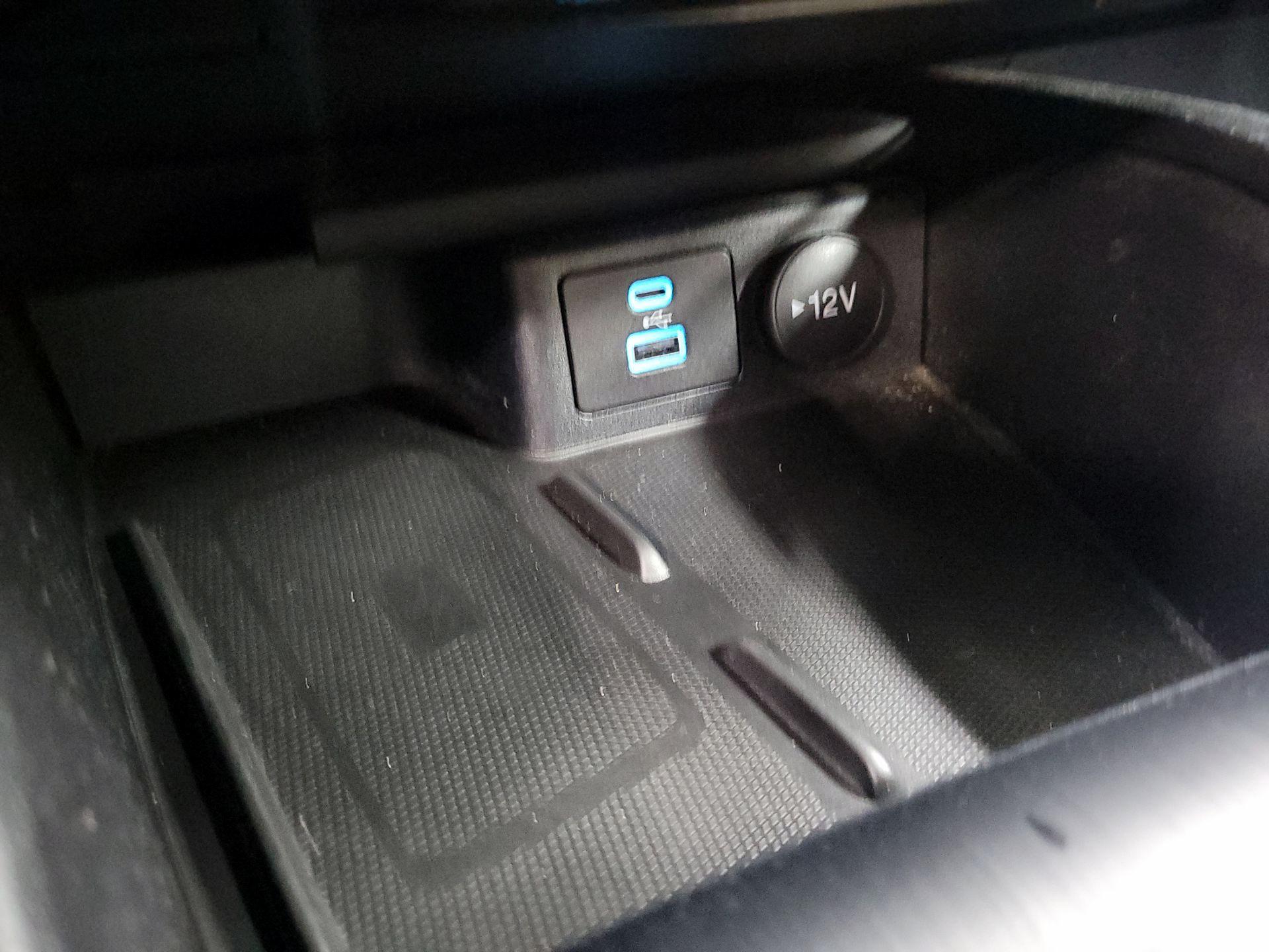 Thumbnail: 2022 Ford Escape - 19