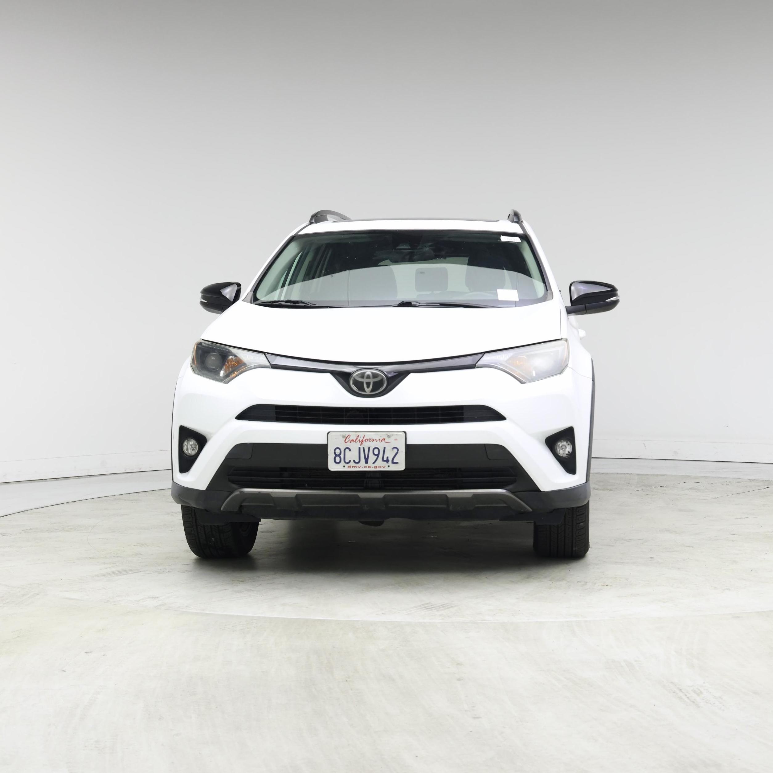 Thumbnail: 2018 Toyota RAV4 - 5