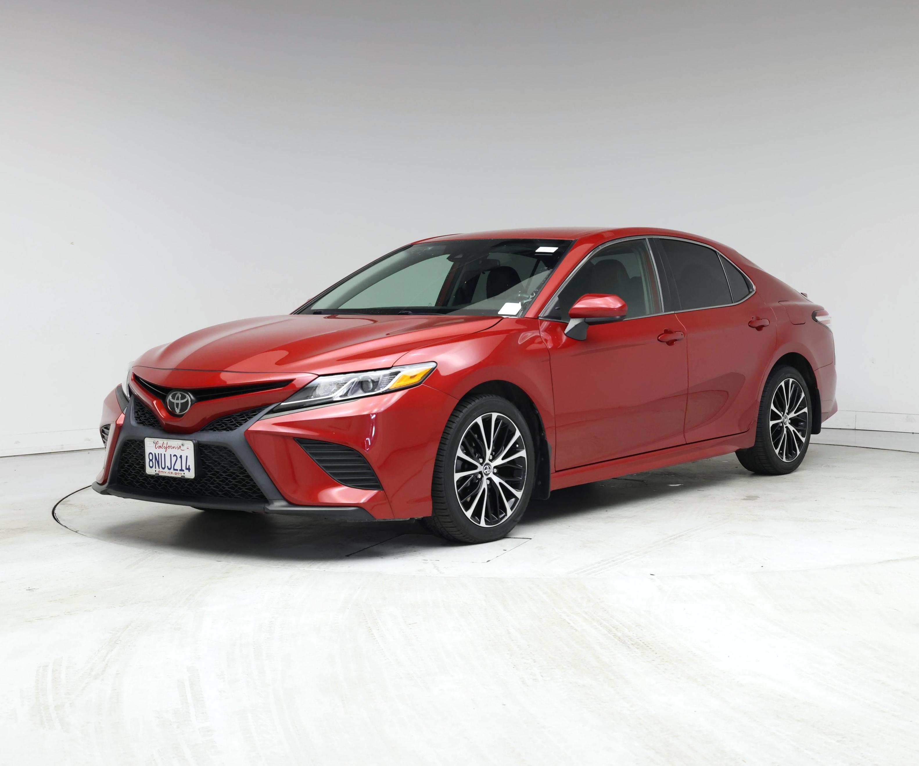 Thumbnail: 2020 Toyota Camry - 4