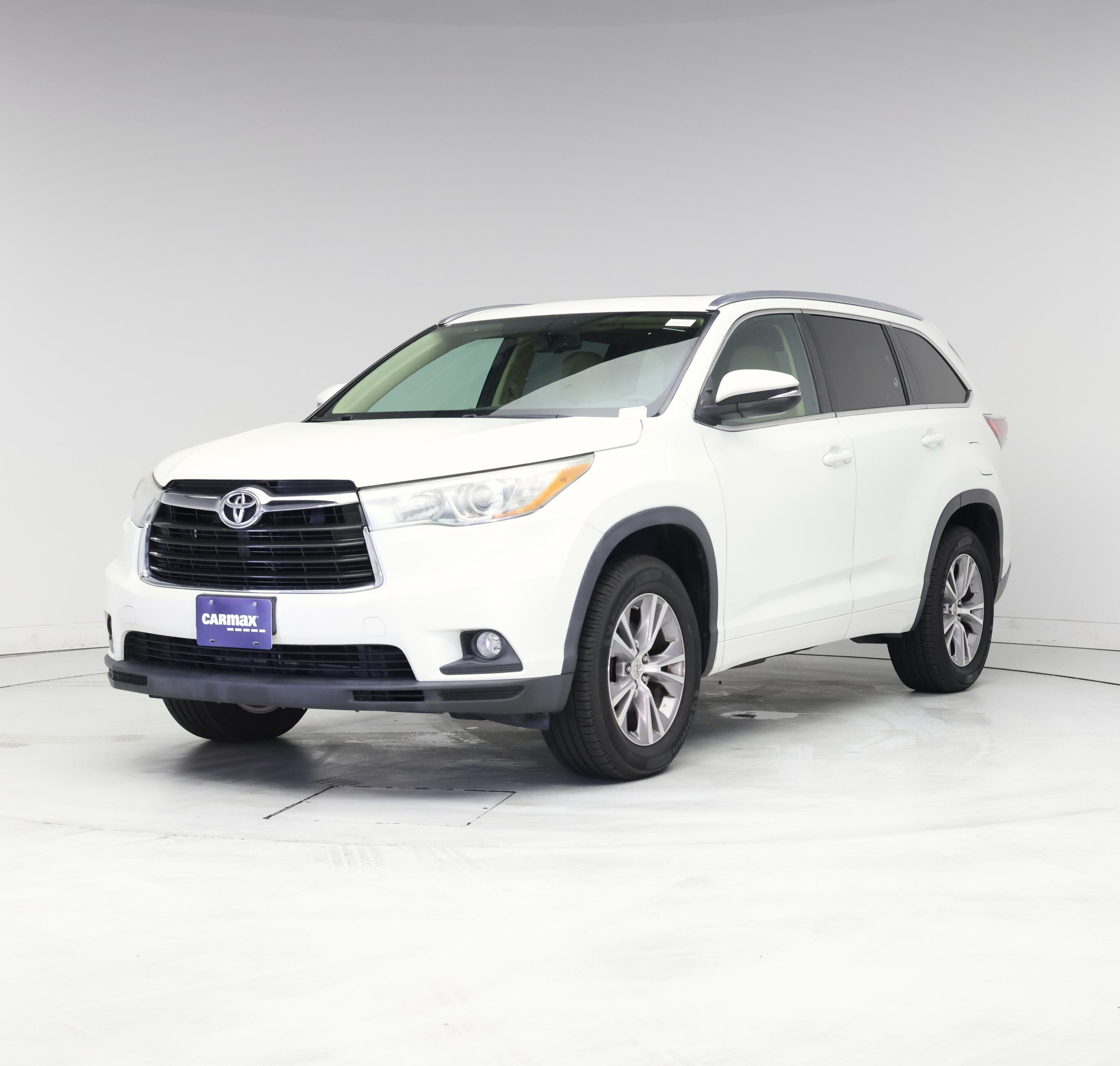 Thumbnail: 2015 Toyota Highlander - 4