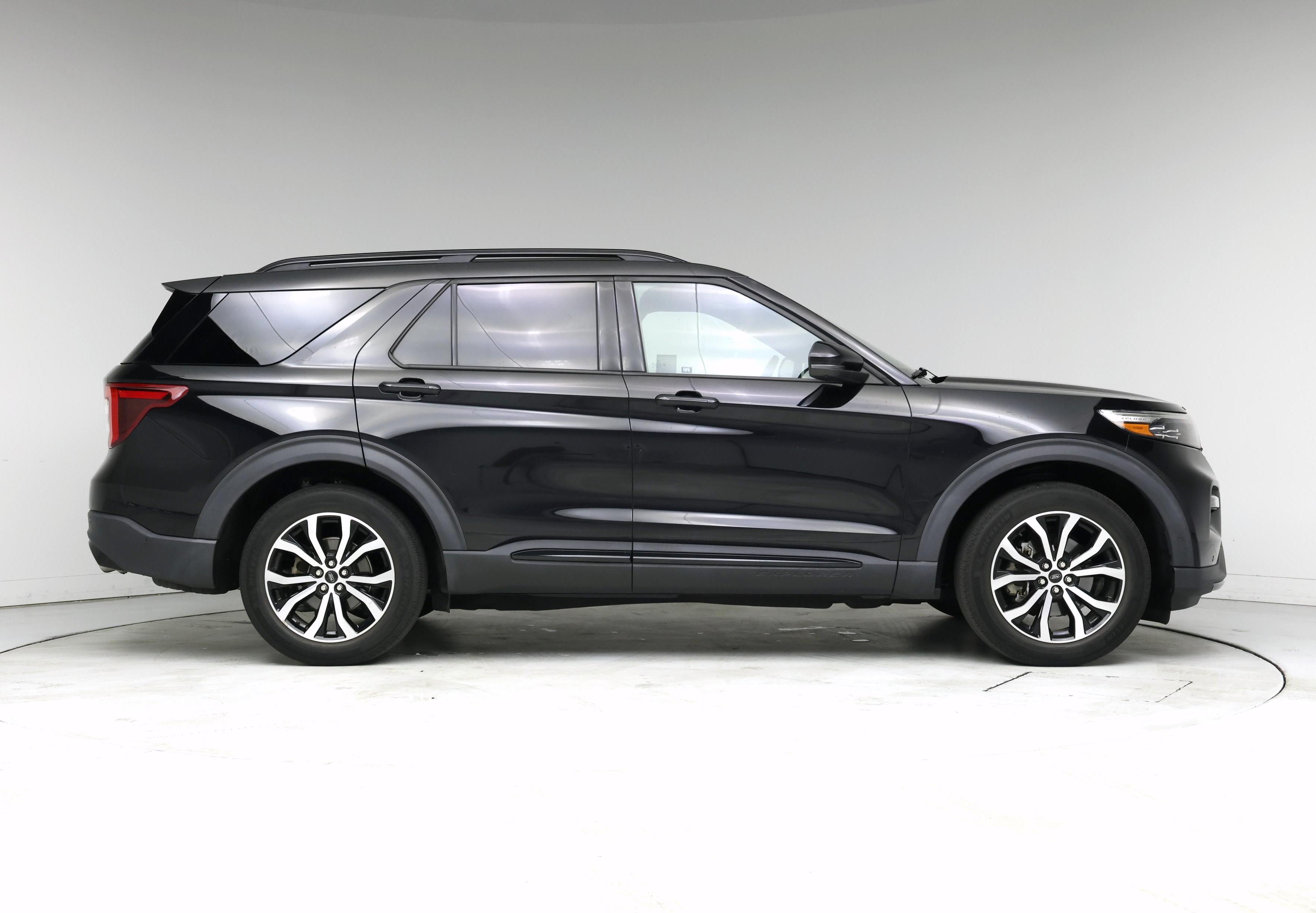 Thumbnail: 2020 Ford Explorer - 7