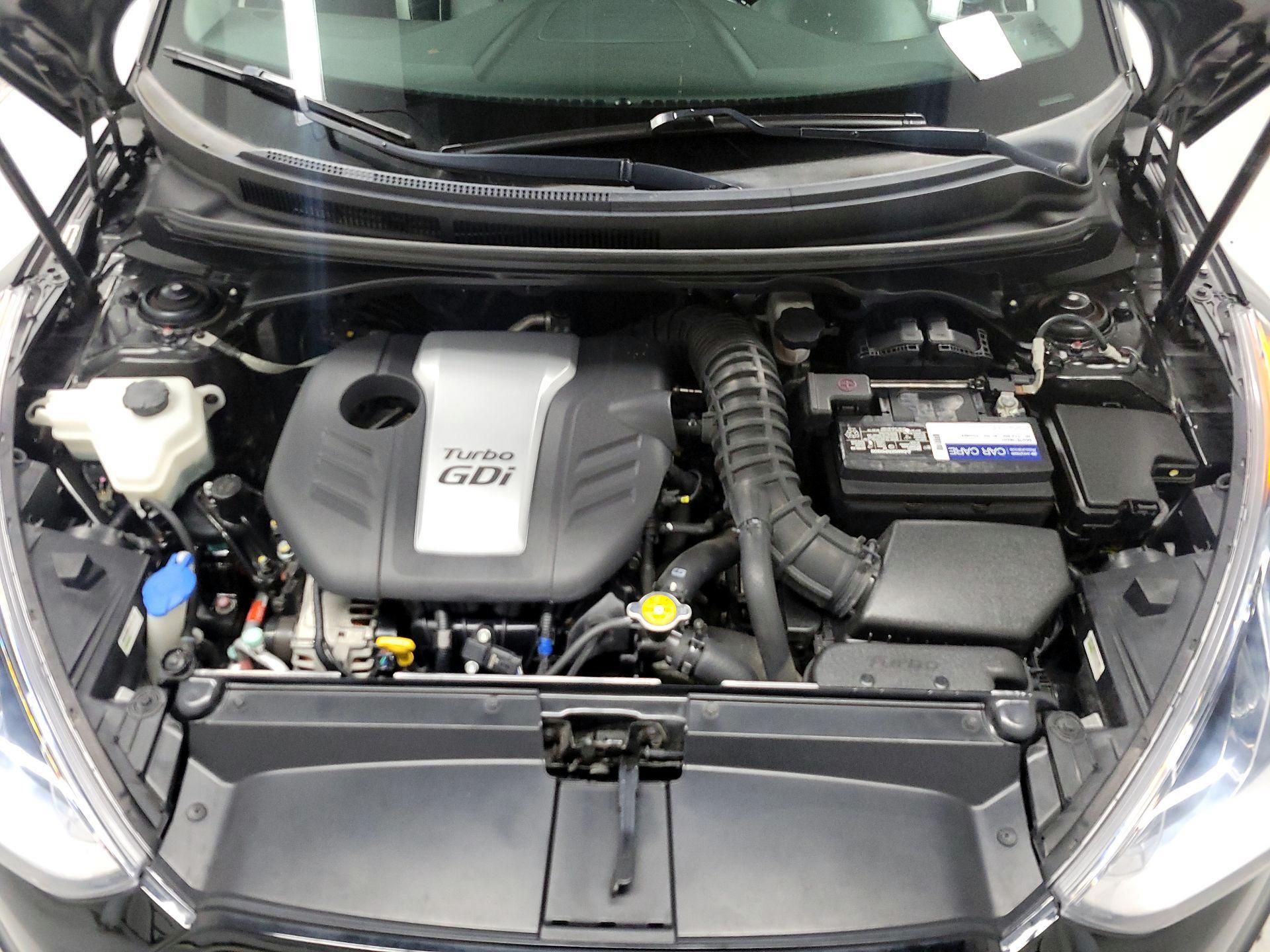 Thumbnail: 2013 Hyundai Veloster - 20
