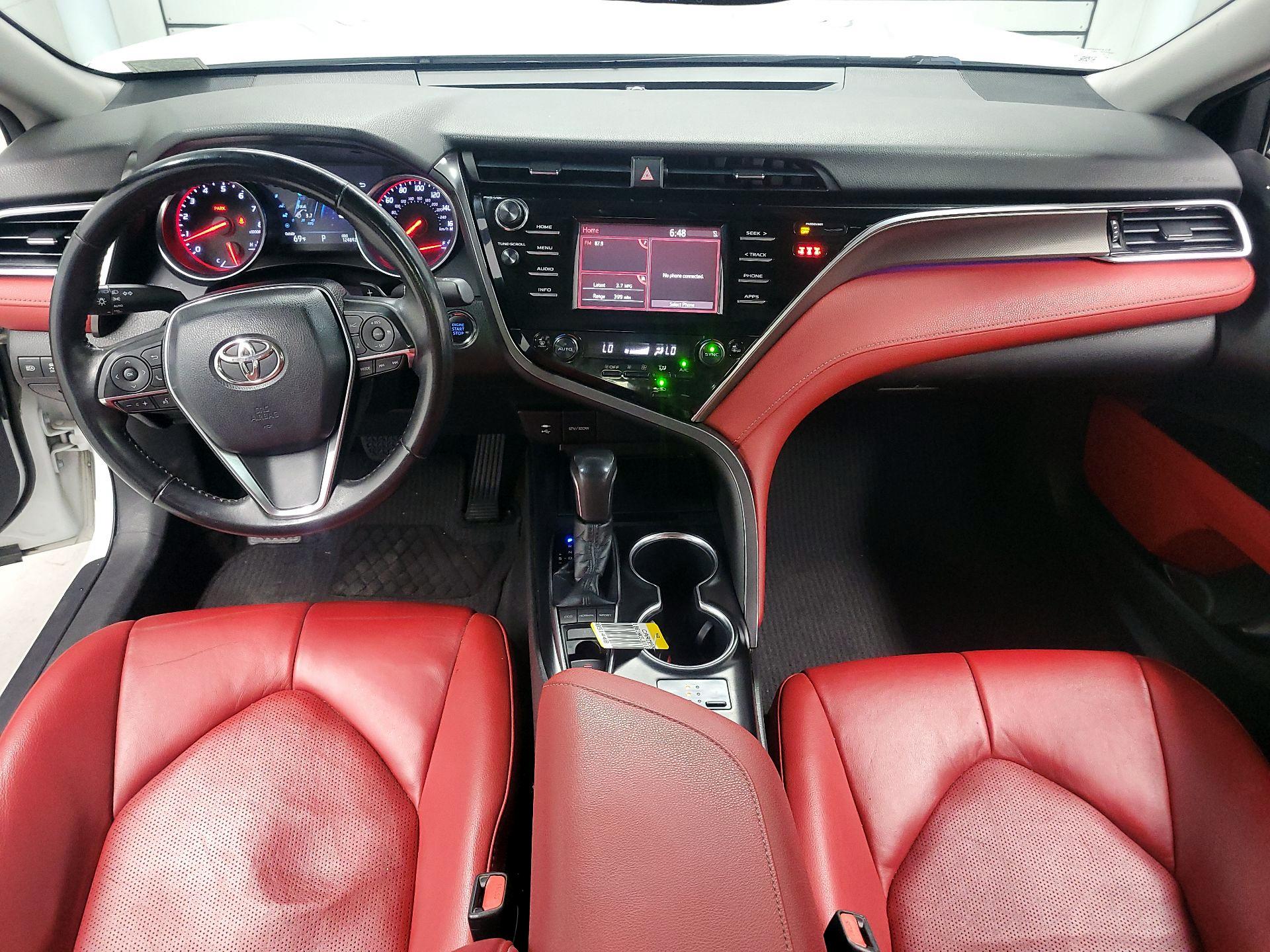 Thumbnail: 2018 Toyota Camry - 9