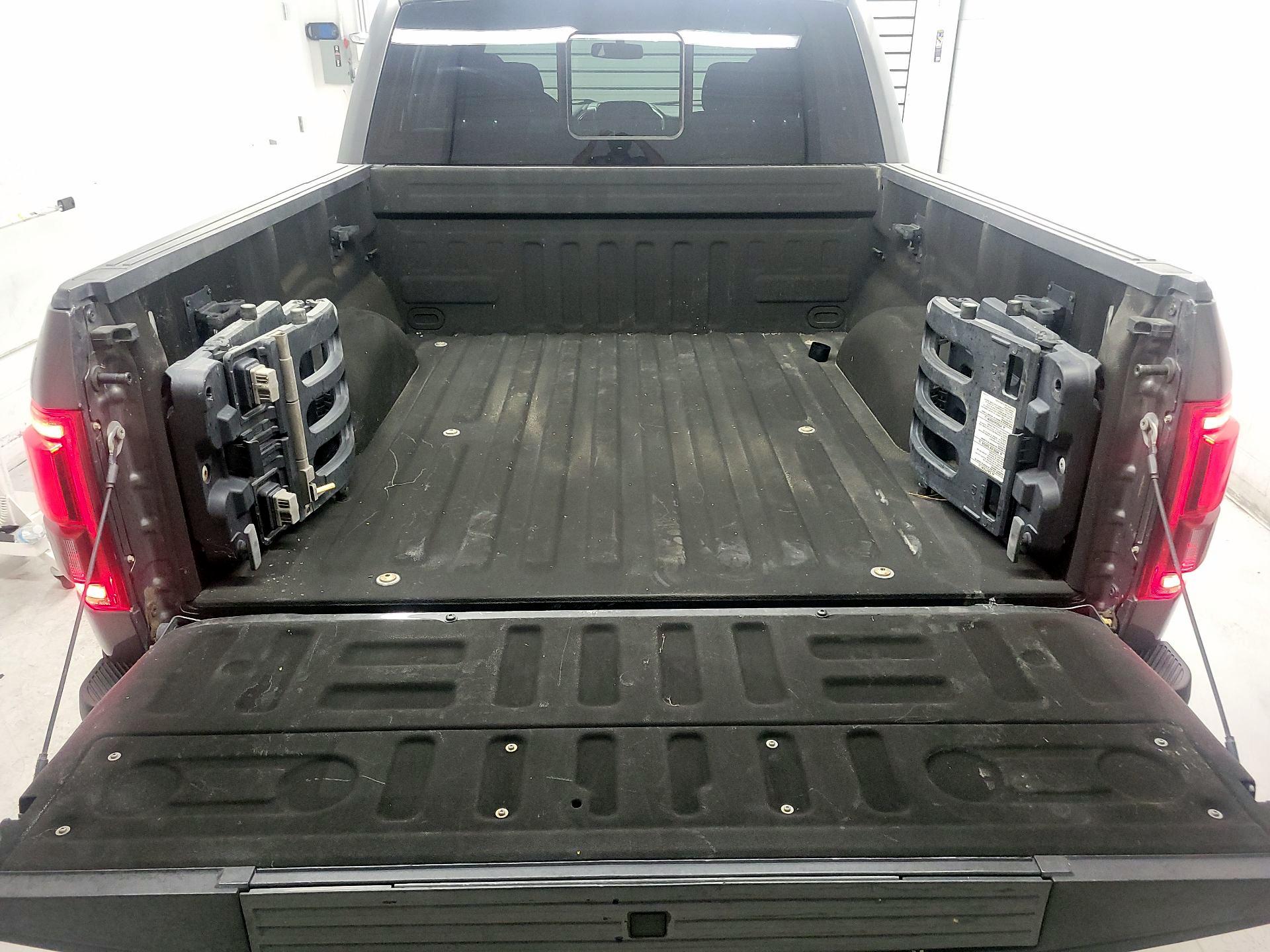 Thumbnail: 2017 Ford F-150 - 19