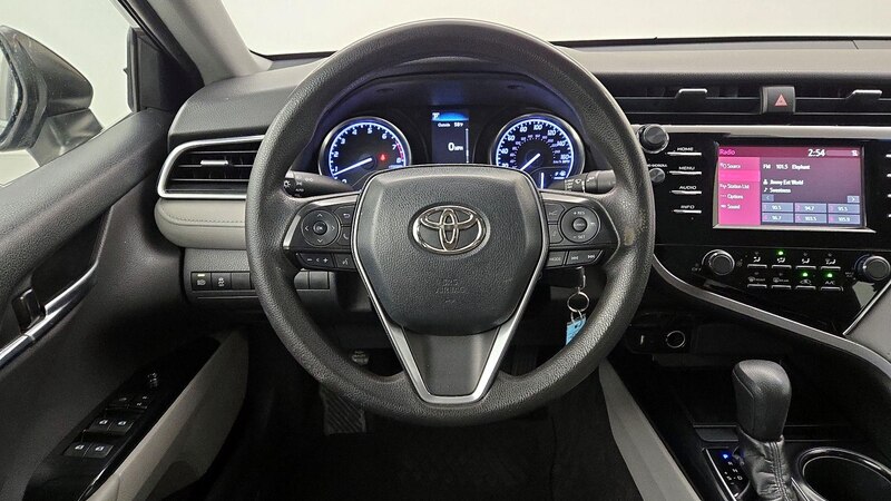 2018 Toyota Camry LE 10