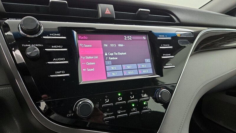 2018 Toyota Camry LE 15