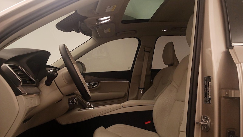 2023 Volvo XC90 B6 Ultimate 11