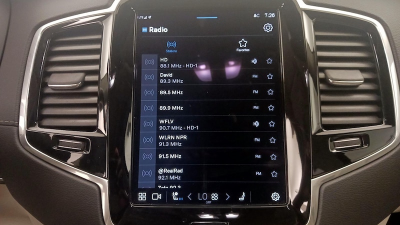 2023 Volvo XC90 B6 Ultimate 16