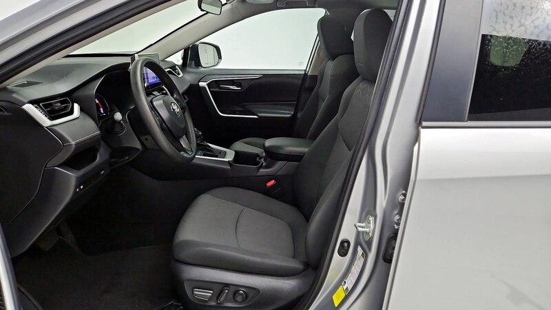 2023 Toyota RAV4 XLE 11