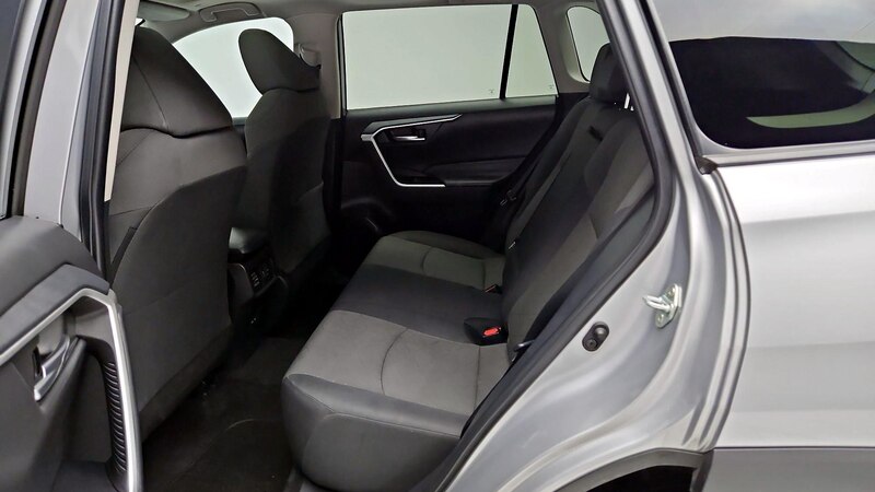 2023 Toyota RAV4 XLE 20
