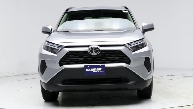 2023 Toyota RAV4 XLE 5