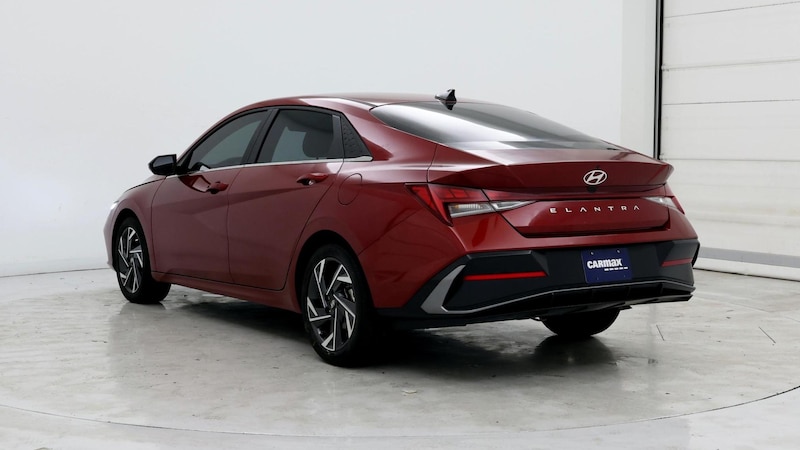 2024 Hyundai Elantra SEL 2