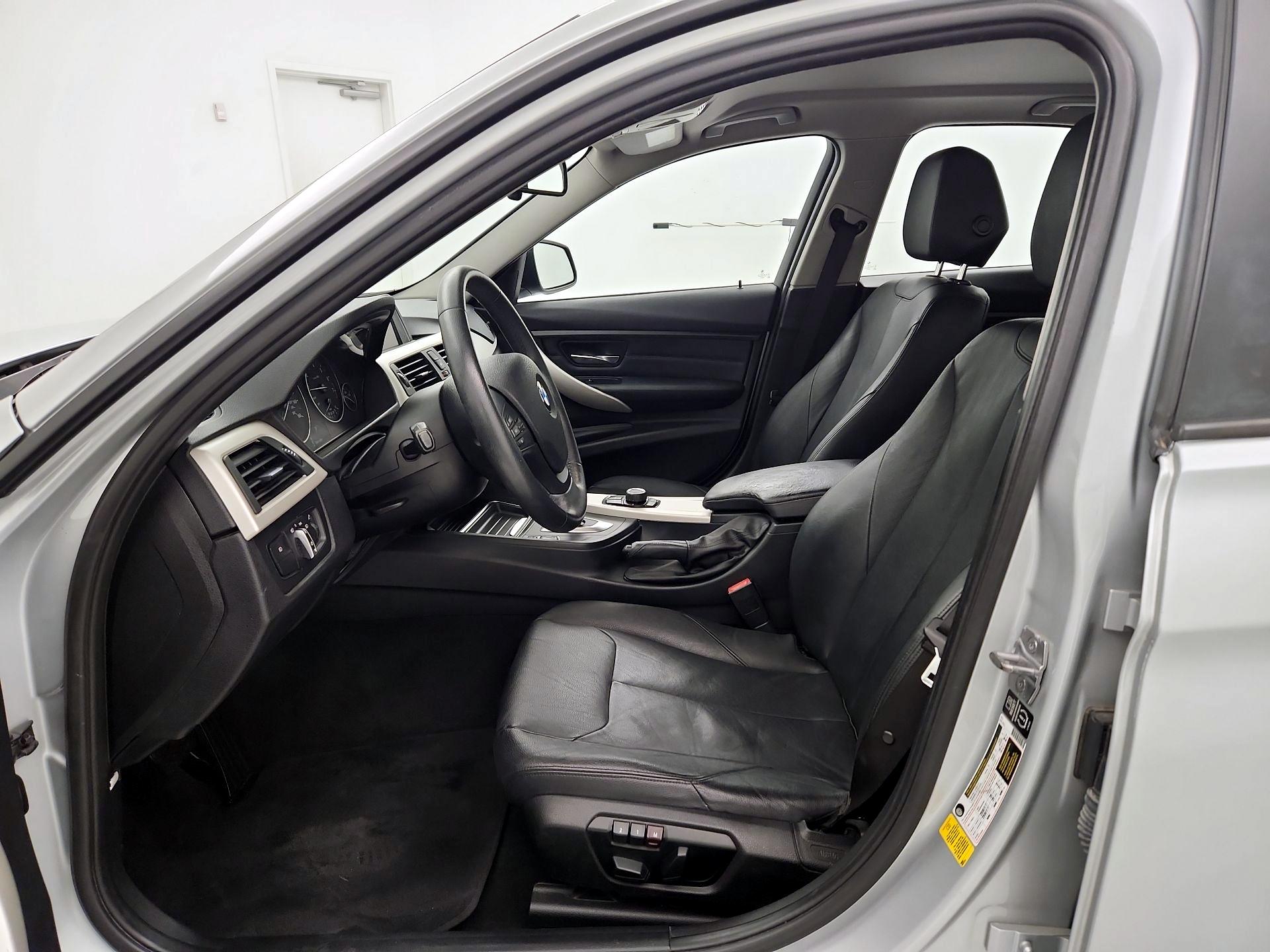 Thumbnail: 2014 BMW 3 Series - 11