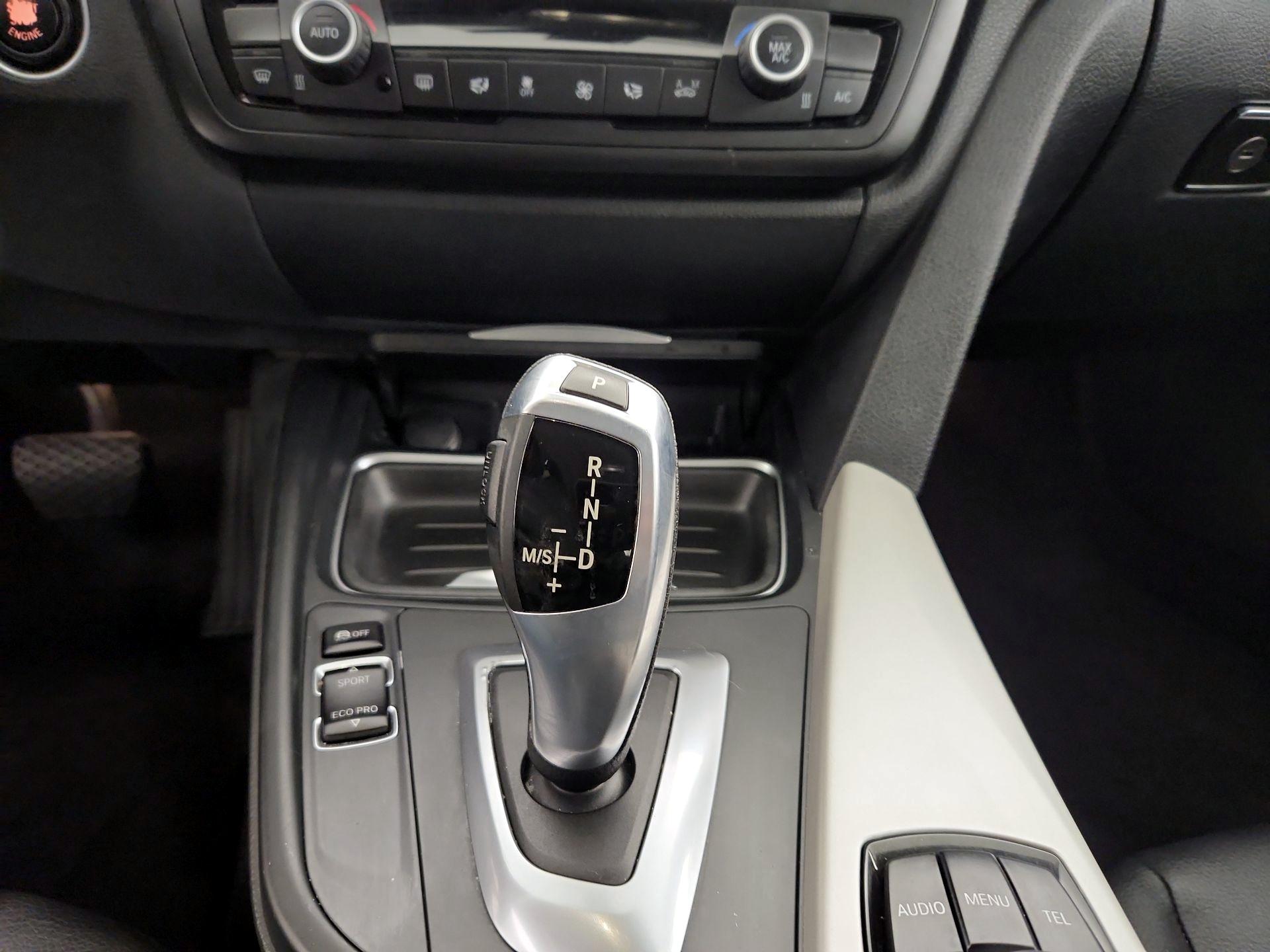 Thumbnail: 2014 BMW 3 Series - 16