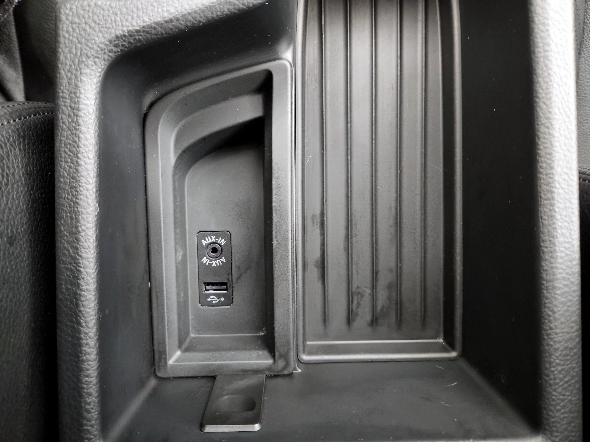 Thumbnail: 2014 BMW 3 Series - 17