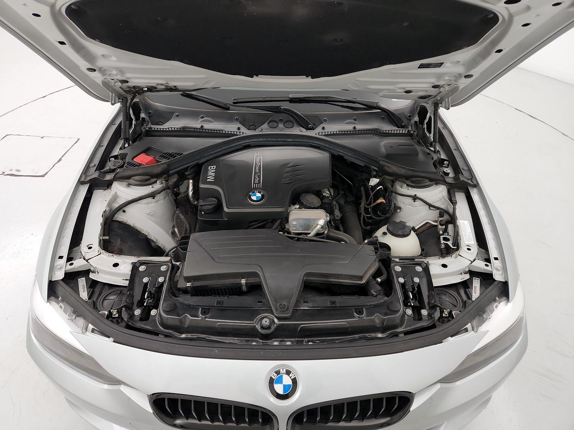 Thumbnail: 2014 BMW 3 Series - 20