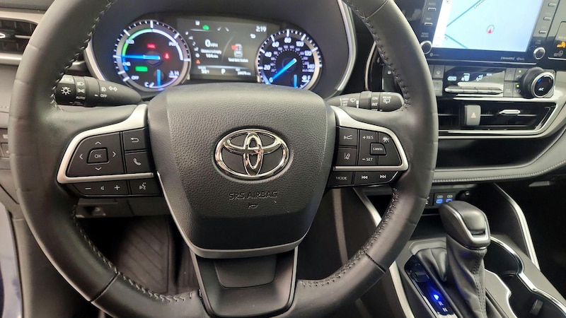 2022 Toyota Highlander XLE 10