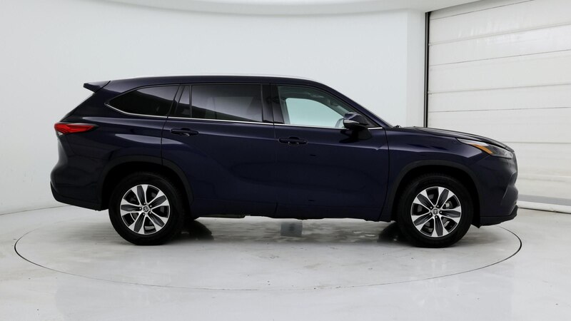 2022 Toyota Highlander XLE 7