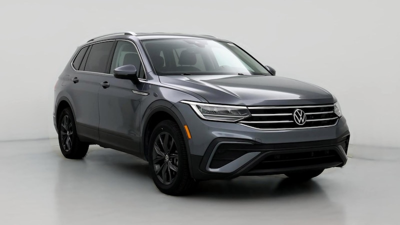 2022 Volkswagen Tiguan SE Hero Image