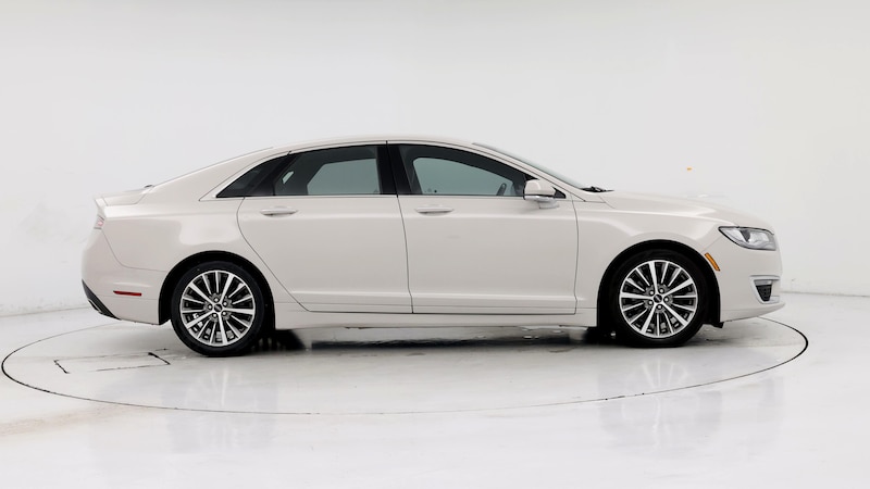 2020 Lincoln MKZ Standard 7