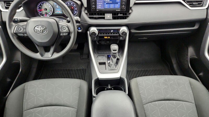 2022 Toyota RAV4 XLE 9
