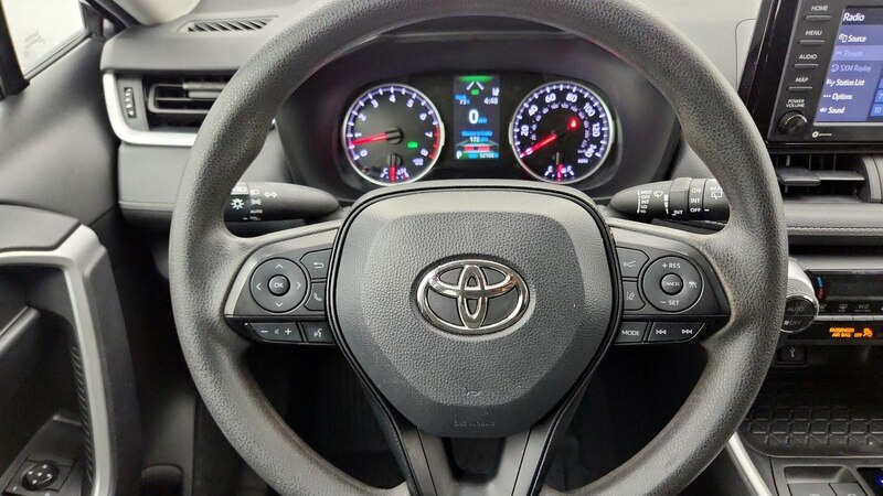 2022 Toyota RAV4 XLE 10