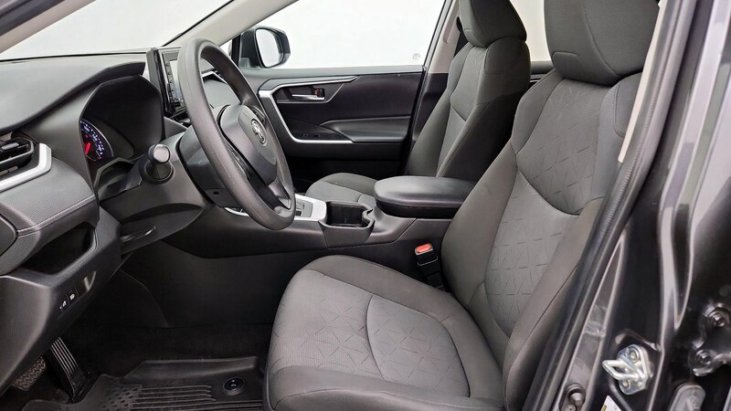2022 Toyota RAV4 XLE 11