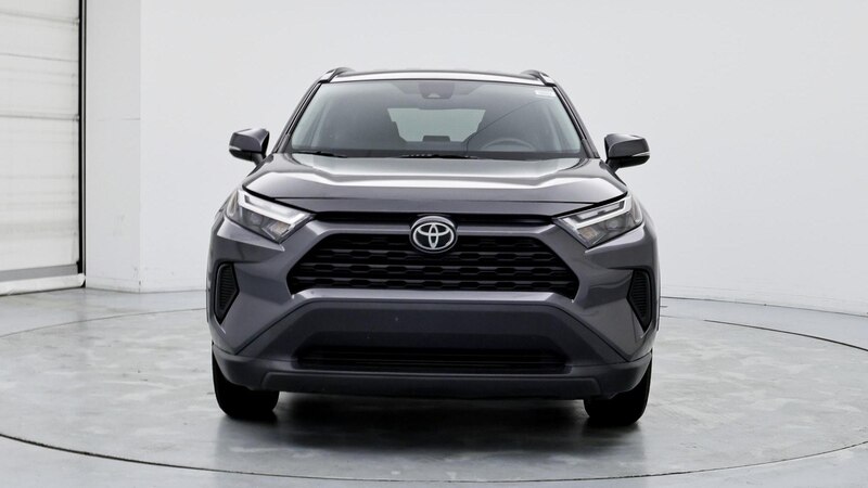 2022 Toyota RAV4 XLE 5