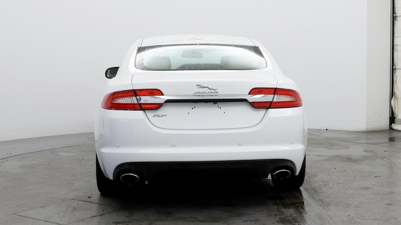 2015 Jaguar XF Premium 6