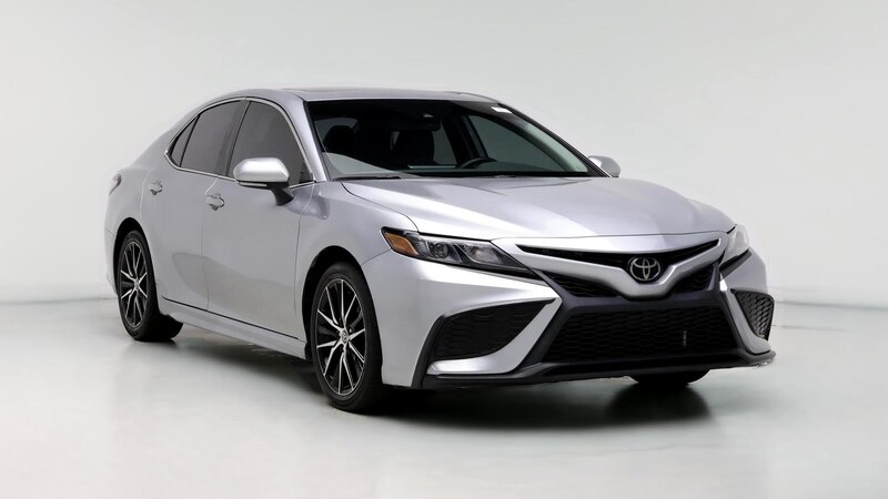 2022 Toyota Camry SE Hero Image