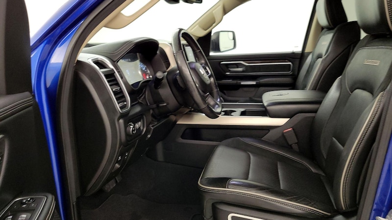 2019 RAM 1500 Laramie 11