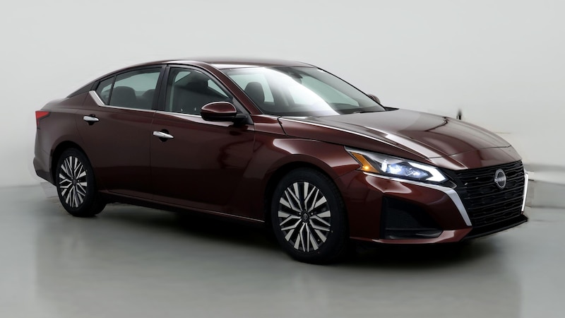 2023 Nissan Altima SV Hero Image