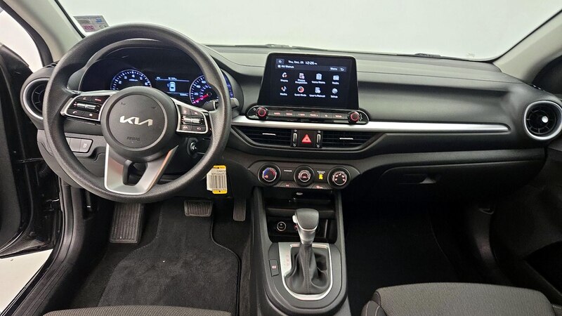 2023 Kia Forte LXS 9