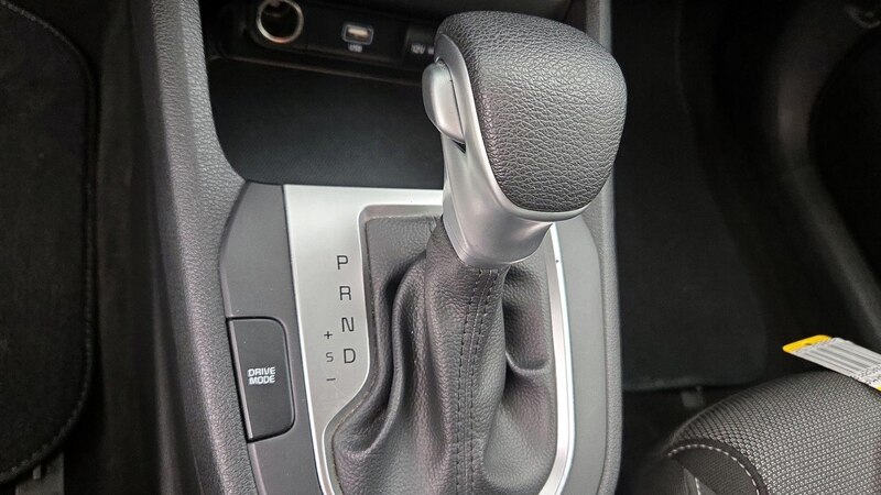 2023 Kia Forte LXS 17