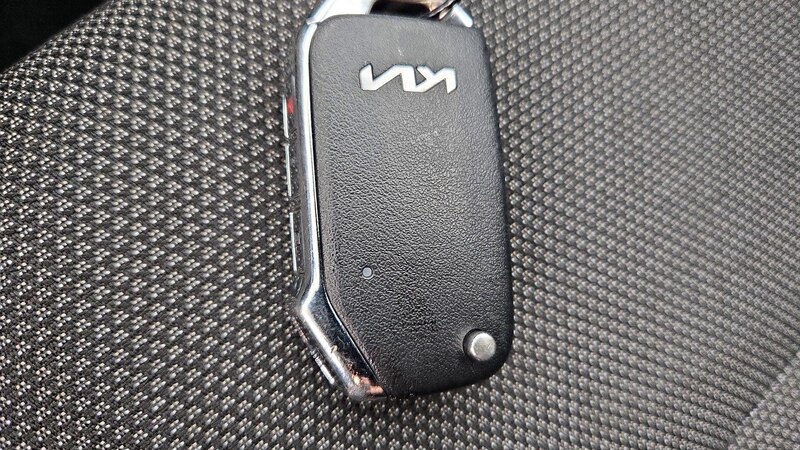 2023 Kia Forte LXS 22