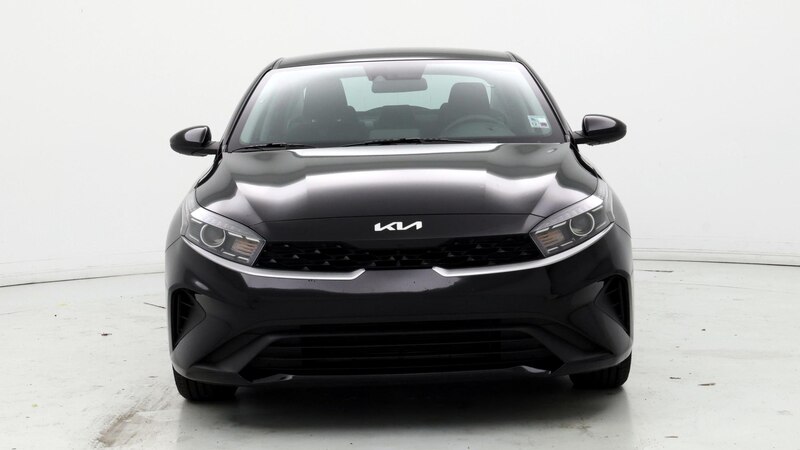 2023 Kia Forte LXS 5