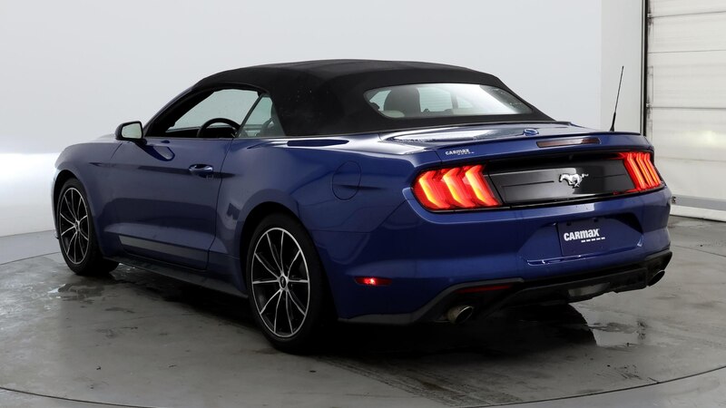 2022 Ford Mustang  2