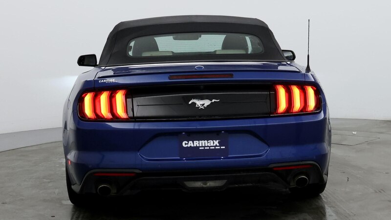 2022 Ford Mustang  6