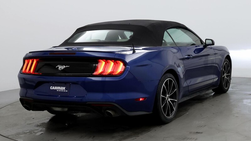 2022 Ford Mustang  8