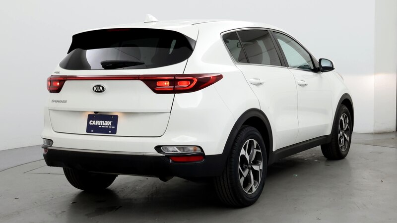 2020 Kia Sportage LX 8