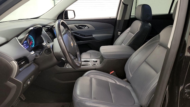 2020 Chevrolet Traverse LT 11