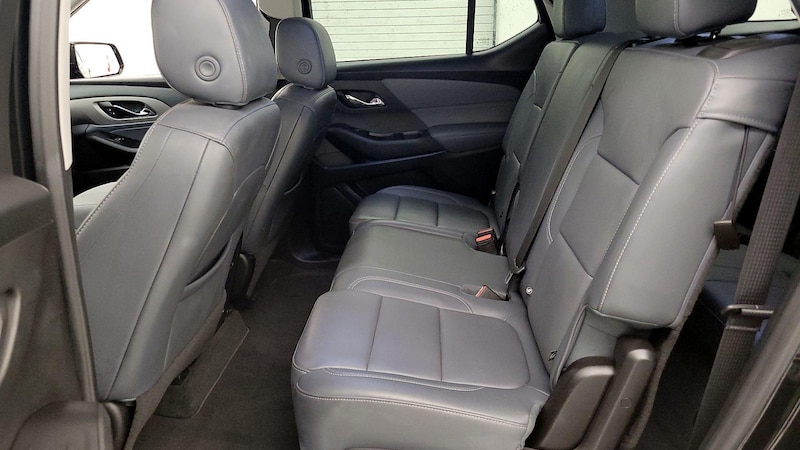 2020 Chevrolet Traverse LT 19