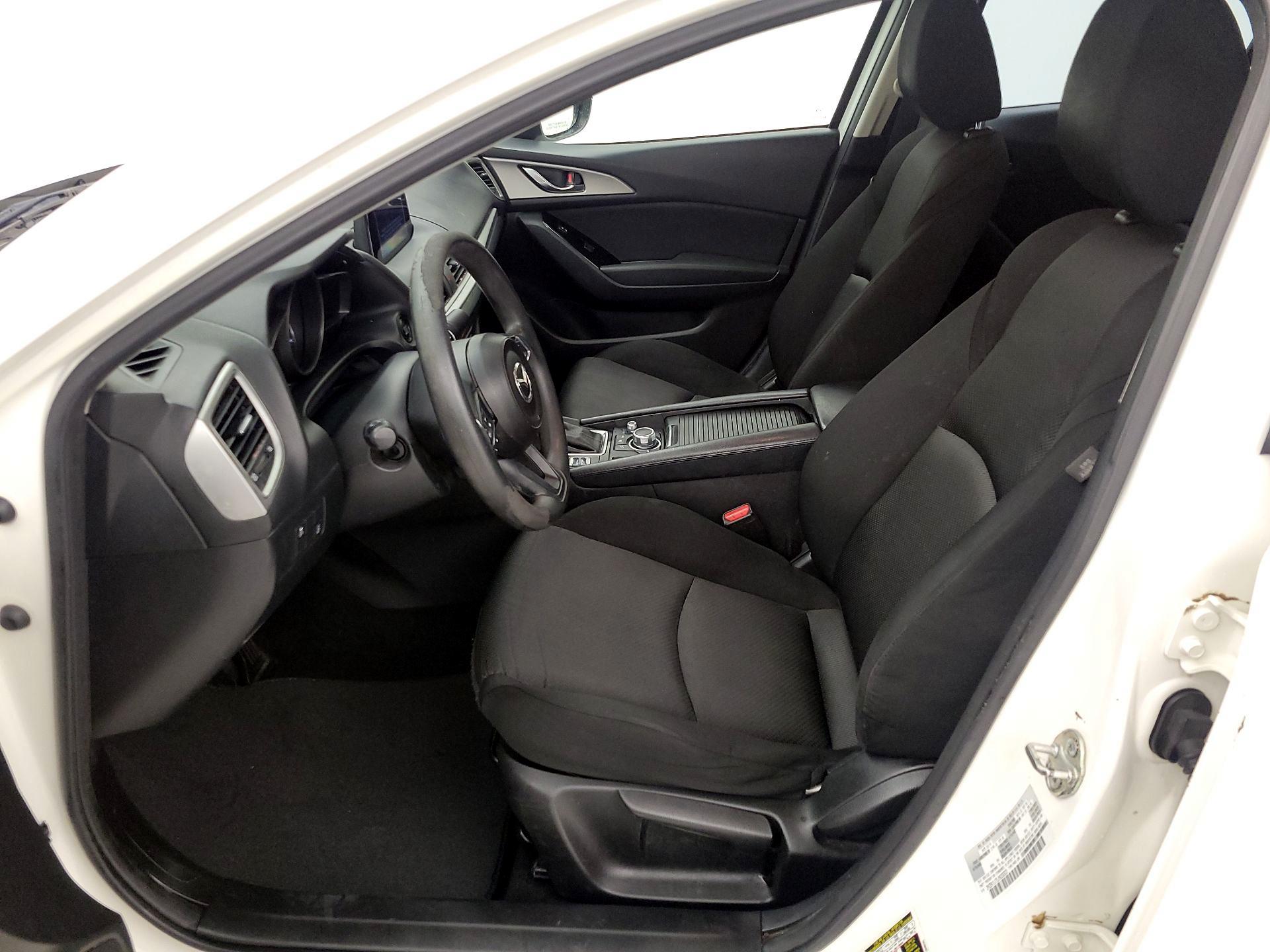 Thumbnail: 2018 Mazda Mazda3 - 11
