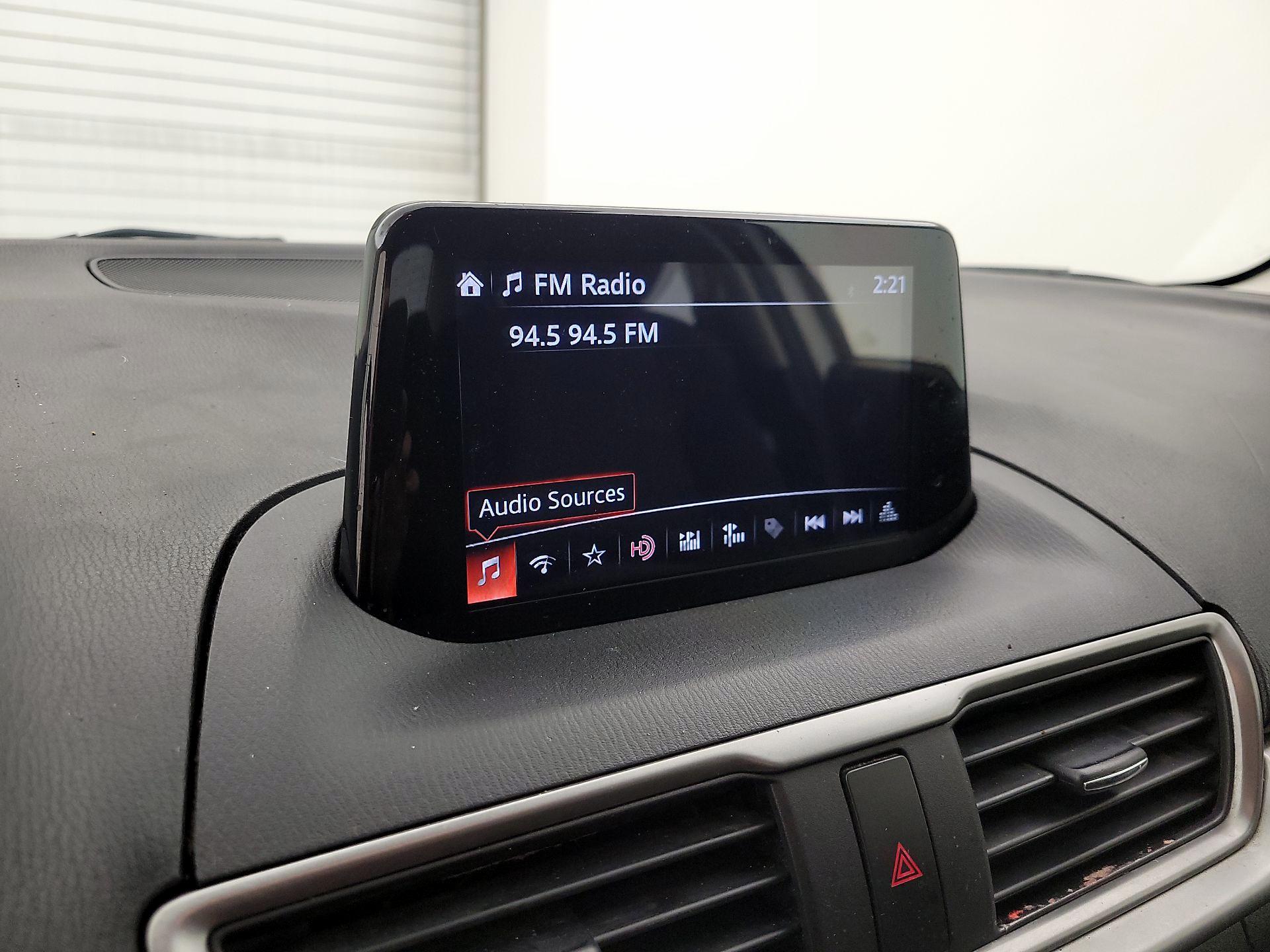 Thumbnail: 2018 Mazda Mazda3 - 16