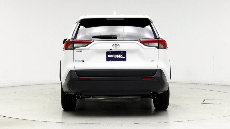 2023 Toyota RAV4 LE 6